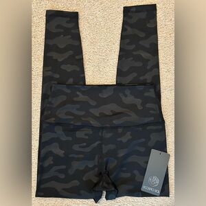 Scorpio Sol black Camo Legging Pants High Waist Size Women’s Medium